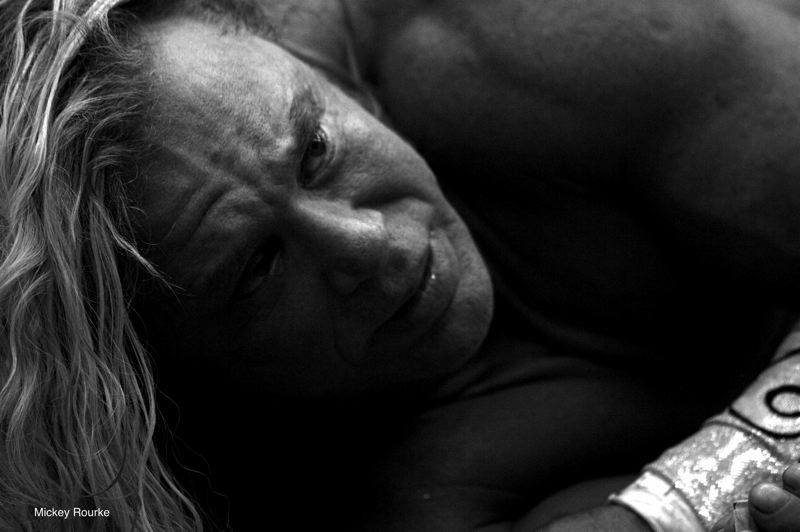 the_wrestler_low_4_800x533