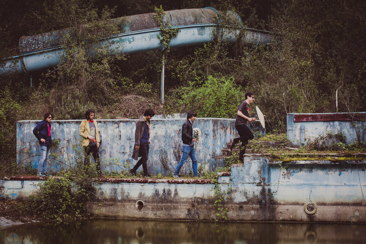the sligshots y stay se alian en el record store day