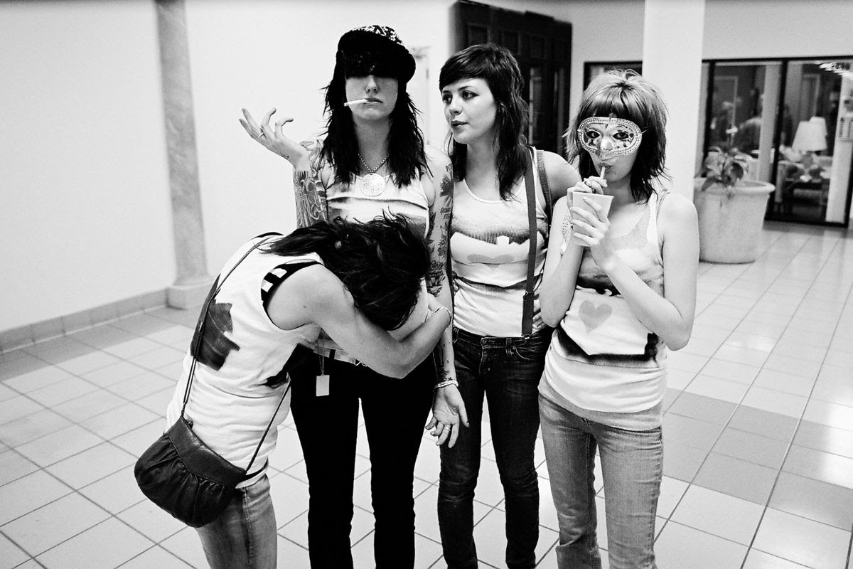 the coathangers