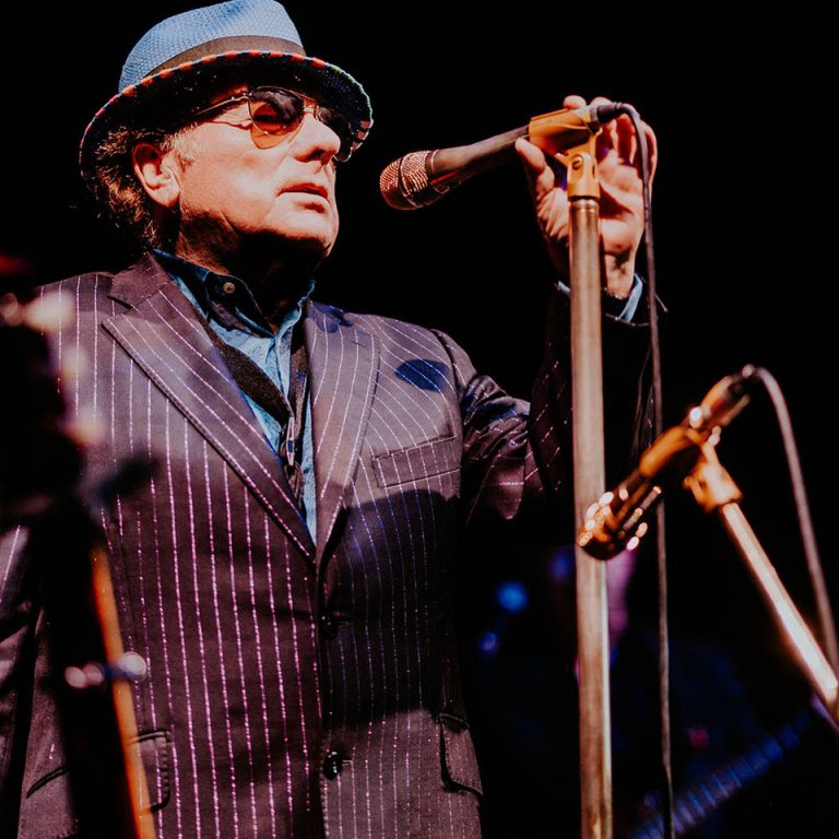 van morrison pospone cita en md