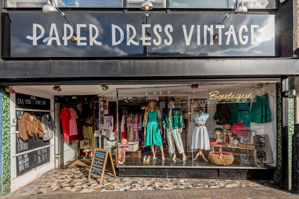 paper-dress-vintage-hickney-london
