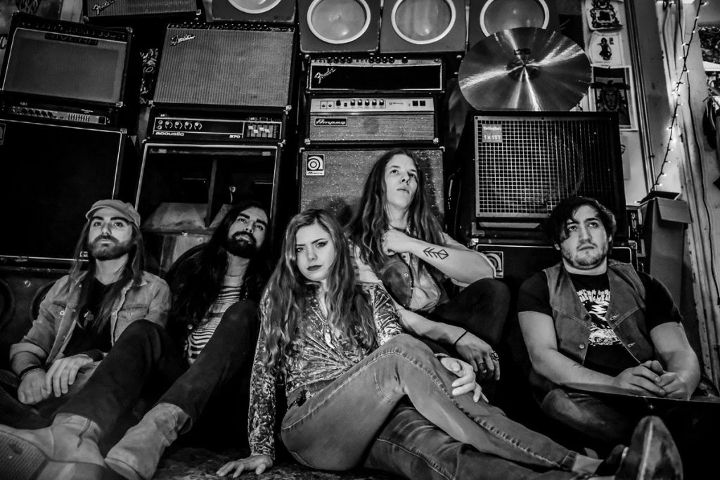 dead-feathers-chicago