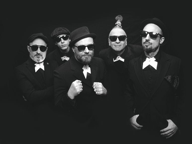 italia rock steady the magnetics