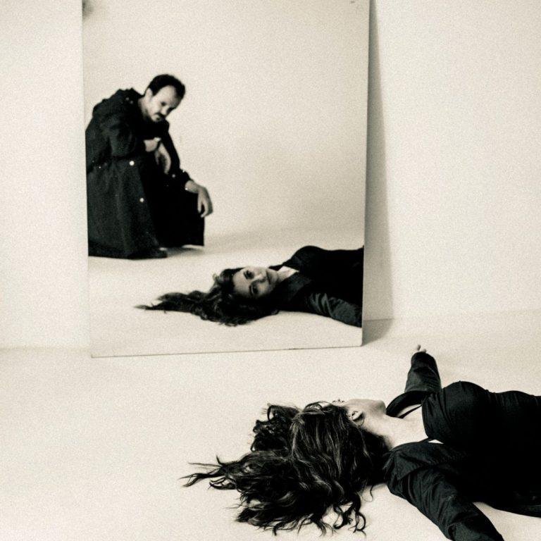 monstruo laberinto negro fosforito parte de mi