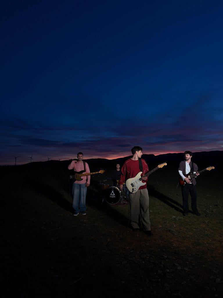 tenda bee week sala el sol